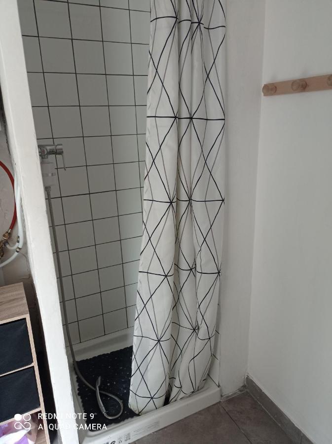דירות אלבי Studio Efficace, Calme Et Comfortable מראה חיצוני תמונה